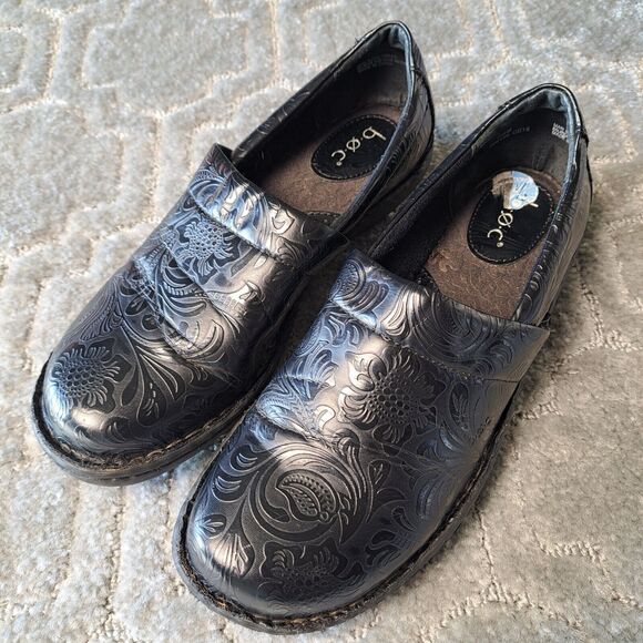 Boc Born Peggy Slip-On Clogs WOMENS Size 7.5M Black FLORAL Embossed COMFY Shoes - Picture 2 of 11